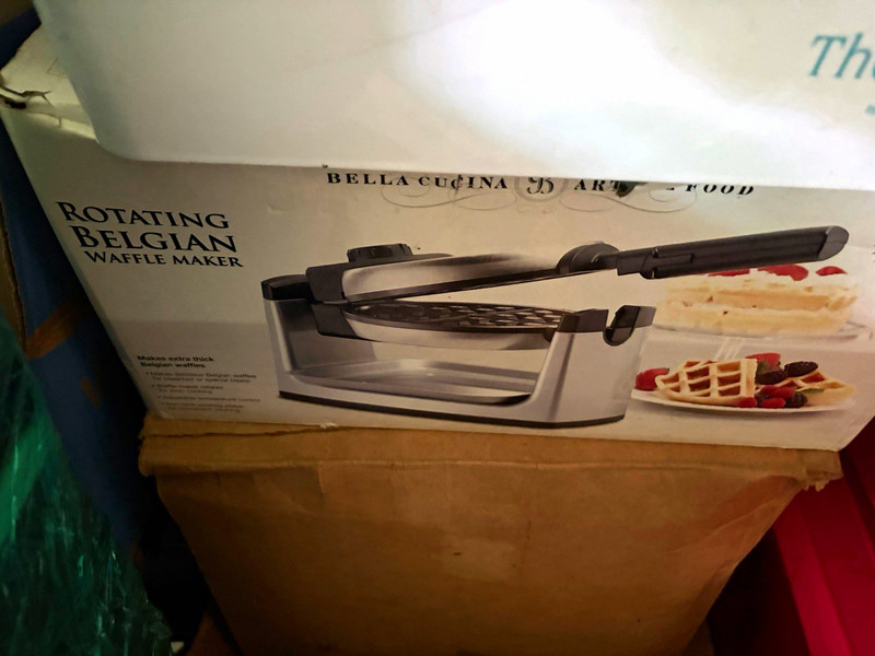 Bella Cucina Rotating Belgian Waffle Maker 1200W Stainless Steel Silver/Black
