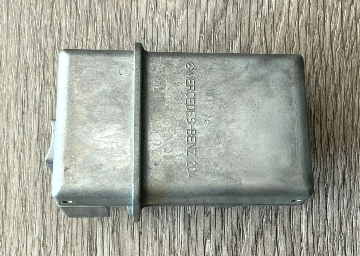 MERCEDES BENZ STEERING LOCK CONTROL UNIT MODULE, PART# 2045455732  