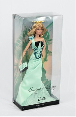 barbie statue of liberty