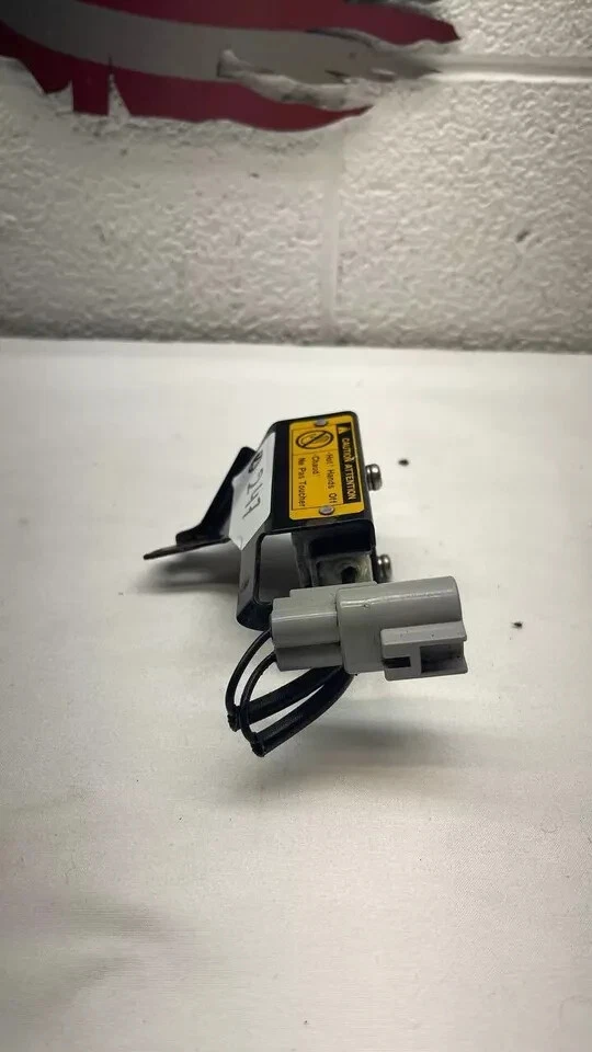 Lexus GS300 1998 2002 2005 luz de circulación diurna lámpara resistencia OEM 82695-30010 Foto 2 de 4