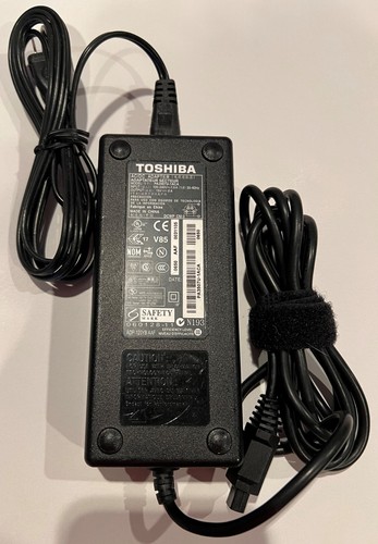 Genuine Original Toshiba 15v 4a Laptop Adapter PA3754E PA3377E + mains