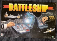 VINTAGE Battleship COMPLETE Milton Bradley 1996 90s War Classic Board Game
