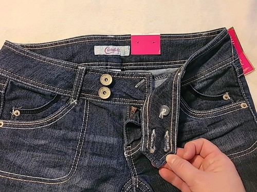 NEW Juniors sz 3 Candies Cool and Cuffed Denim Capris Double Button - Picture 6 of 16
