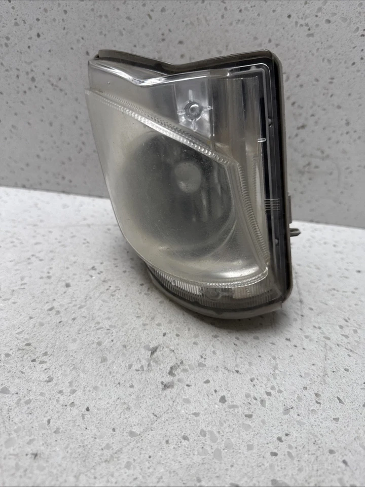 2006-2010 Lexus IS250 IS350 Right / Passenger Side Fog Light Assembly OEM - Image 2 of 4