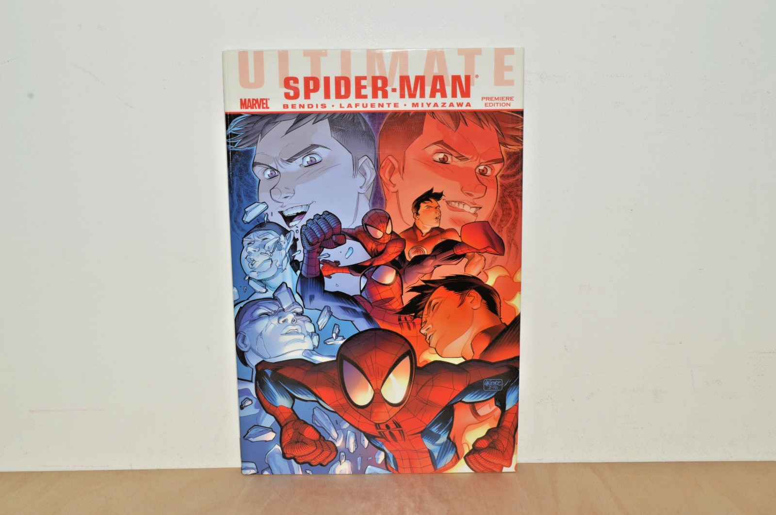 Marvel: Ultimate Comics Spider-Man Chameleon - Brian Bendis - HB (#R1) 1st Ptg