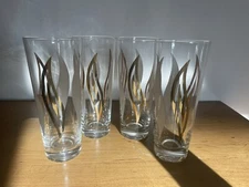 Set Of 4 Mid Century Modern White & Gold Flame Swirl 7” Collins Glasses