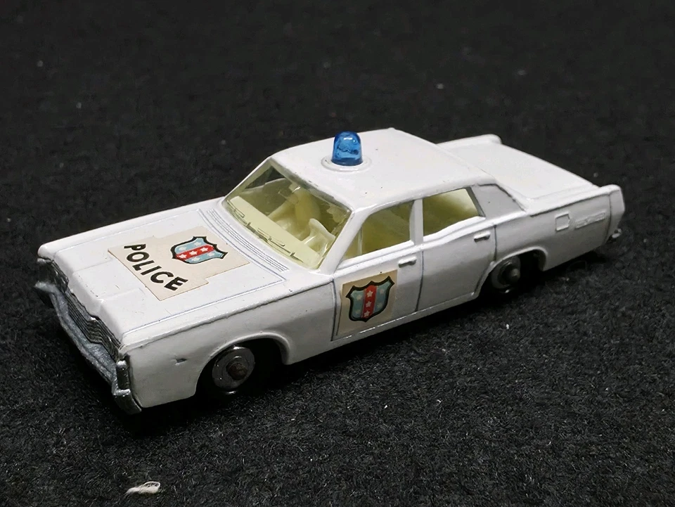 Matchbox 1-75 Regular Wheels #55 Police Car with Original E4 Box w/ Blue Light - Image 2 of 4