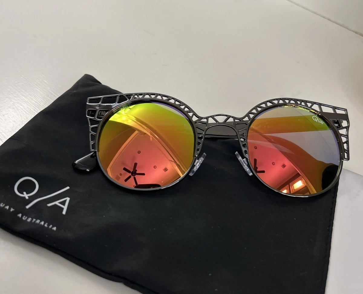 Quay Cat Eye Sunglasses Black for Women for sale | eBay display picture 1
