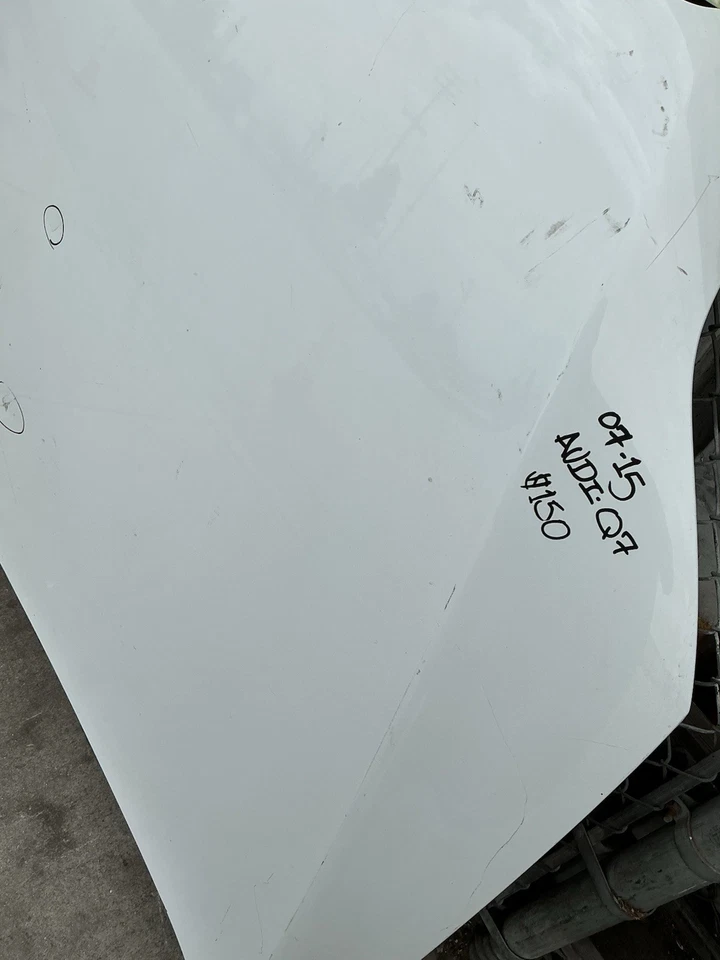 2007 2008 2009 2010 2011 2012 2013 2014 2015 Audi Q7 Hood Used Oem  - Image 4 of 4