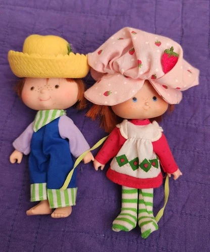 Vintage 1980s Original Strawberry Shortcake Dolls Lot Of 2 SSC & Huckleberry Pie