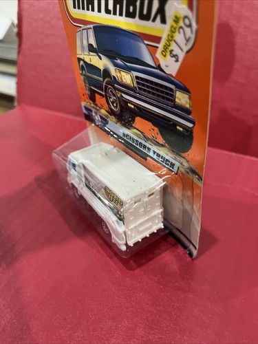 Matchbox #7 Ford Scissors Cargo Truck White Air Traffic Series 1999 New On Card - Picture 5 of 6