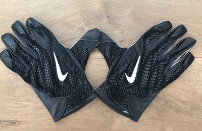 nike linebacker gloves