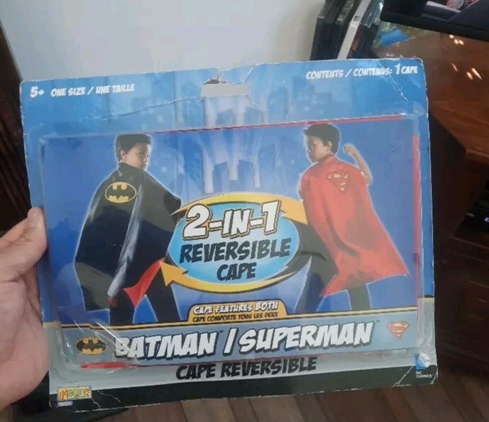 Imagine by Rubies Reversible Batman Superman Cape for Kids Halloween 30" x 24"