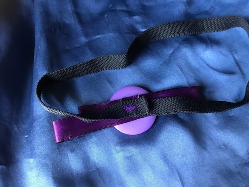 Big oversized Purple button purple ribbon elasticated handmade hairband headband - Picture 2 of 3