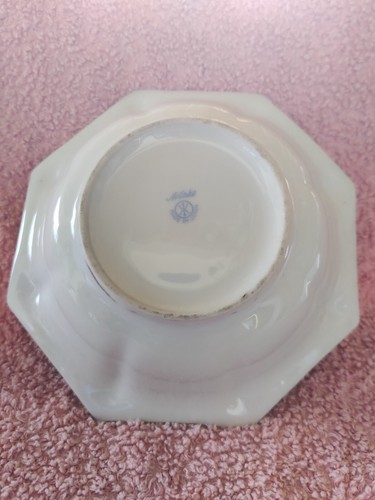 UN CUENCO NORITAKE VINTAGE, 20 CMS/8 PULGADAS DE DIÁMETRO, ESCENA DEL LAGO DE PESCA, PINTADO A MANO - Imagen 4 de 8