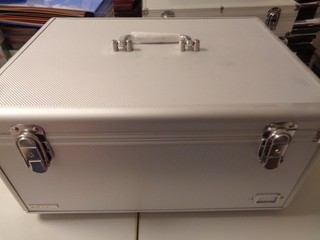 1 Stück großer LEUCHTTURM Alu Münzkoffer für KMS Kursmünzensätze !