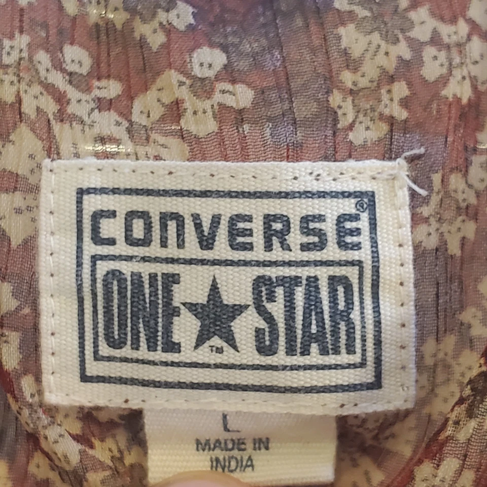 Top Converse One Star para mujer grande transparente floral sin mangas plisado en muy buen estado Foto 3 de 3