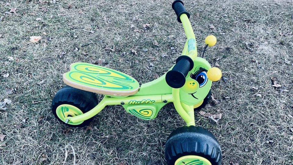 Huffy Green ü Grasshopper 三轮滑板车 — 第 4/4 张图片