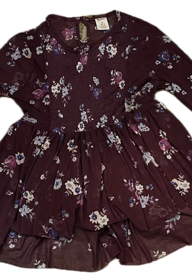 ARIZONA JEAN CO~SZ 10/12 GIRLS BEAUTIFUL BURGUNDY FLOWERED BLOUSE~BELL SLEEVES - Image 4 of 4