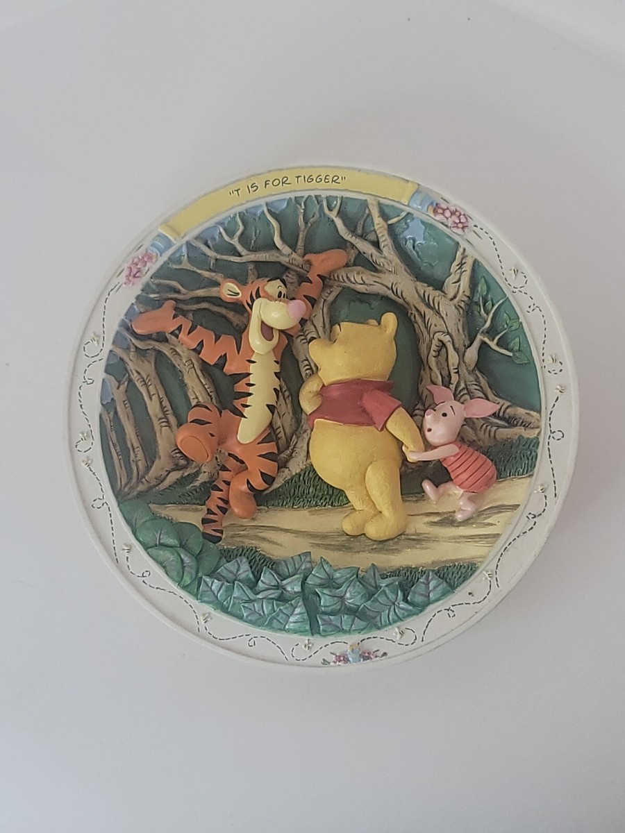 Winnie The Pooh T Is For Tigger 3d Disney Collectable Plate