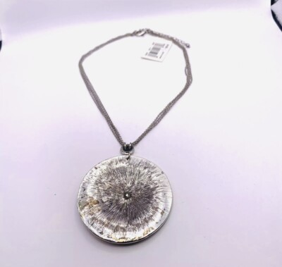 Macys Silver Toned Necklace With Pendant 16  Inches J2