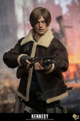 MTTOYS RE4 Leon Kennedy 1/6 scale collectible aciton figure with 2