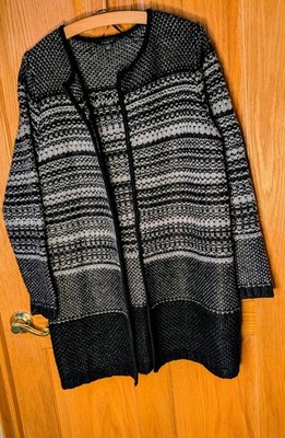 And Taylor Factory Size Large Black And Gray, Soft, Heavy Sweater Coat