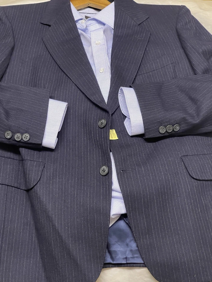 VANTAGE-MAGEE-Tailored Clothes 2-Pieces Notched Suit Men’s U.K-42R”-EUR-52”US42R - Image 3 of 4