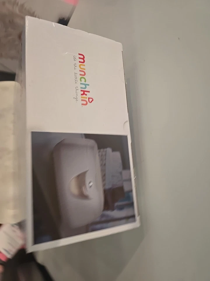 Munchkin® Warm Glow™ 婴儿和婴儿擦拭加热器,白色 — 第 2/4 张图片