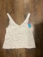 Vanity Fair New With Tags White Half Slip With Lace Detail Size 42 100 Nylon