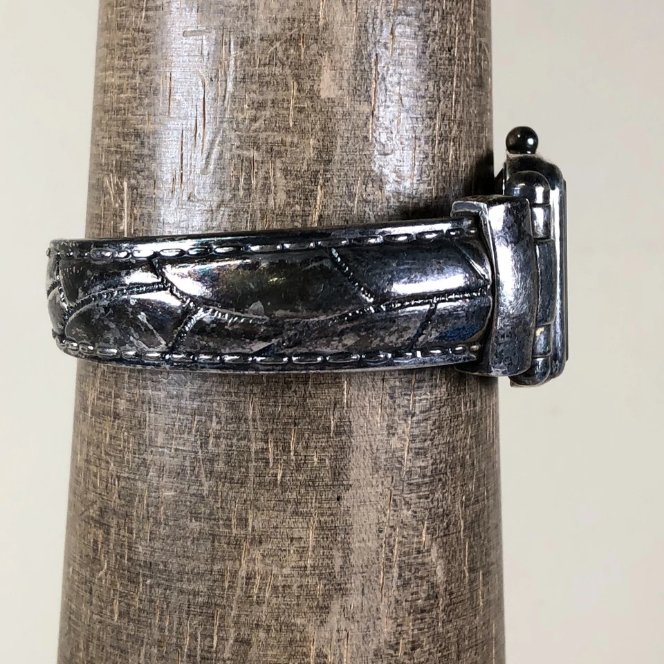 Chico's Women CH-208 Dress Silver Tone Bangle Square Quartz 24mm Watch 6 1/4" - Image 3 of 4