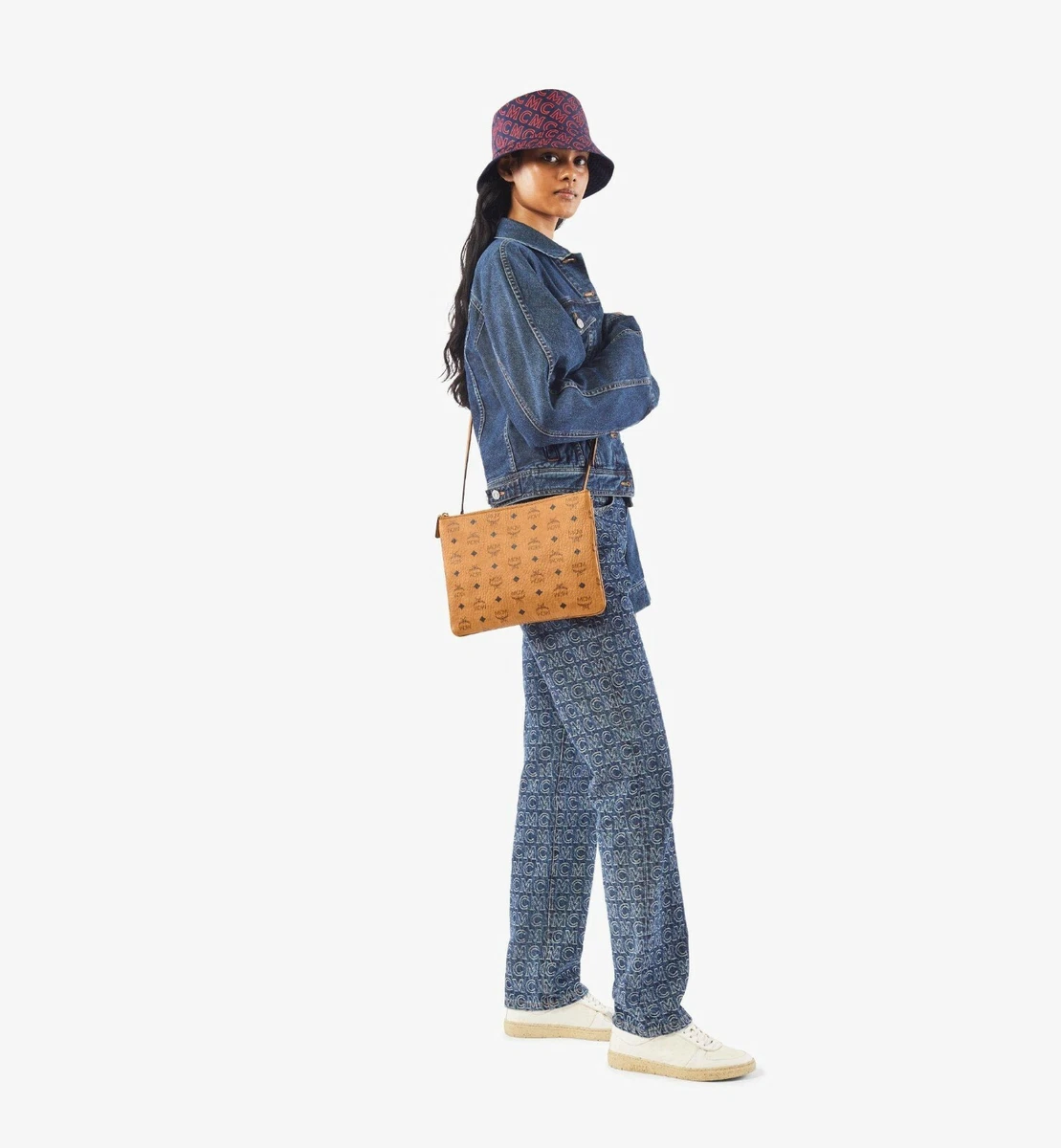 Mcm clearance crossbody pouch