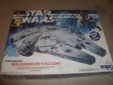 BOXED STAR WARS HAN SOLO'S MILLENIUM FALCON MODEL KIT MPC VINTAGE 1979 MPC