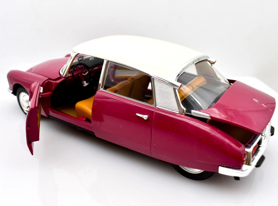 Modellino auto scala 1:24 CITROEN DS 19 quattroruote collection modellismo epoca - Immagine 3 di 4