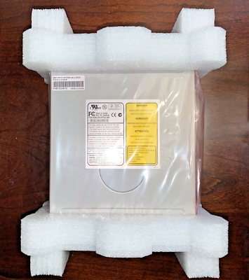 CyberDrive Technology (CW058D) CDRW 32x/12x/48x CD Drive-OPEN BOX
