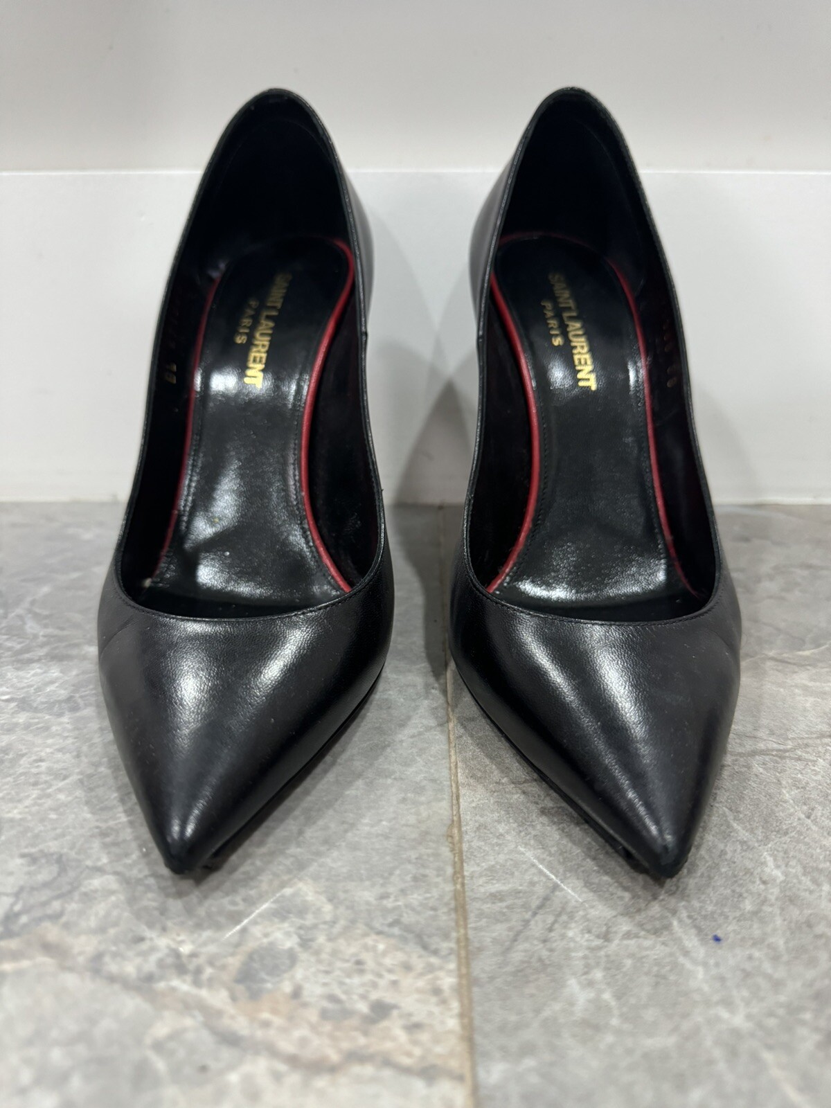 Pompa Anja YSL Saint Laurent in pelle nera taglia 38