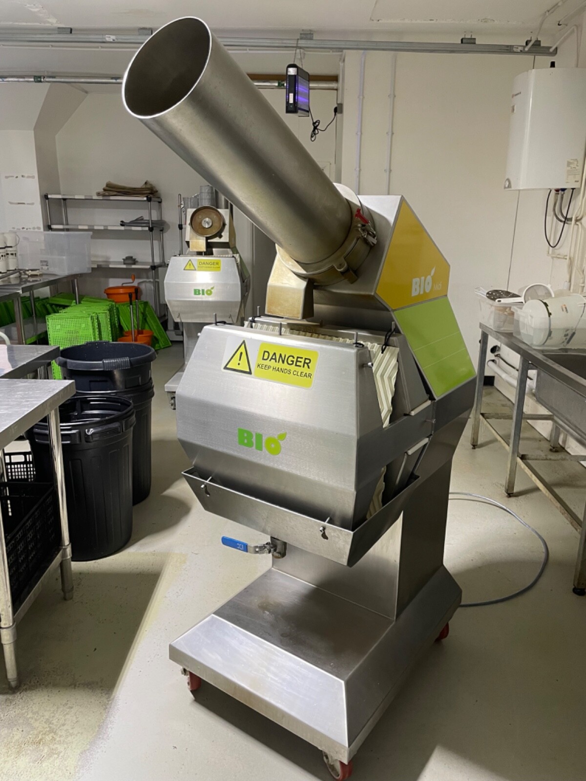 Bio Juice MIDI Commercial Cold Pressed Juicer Press Machine Brighton