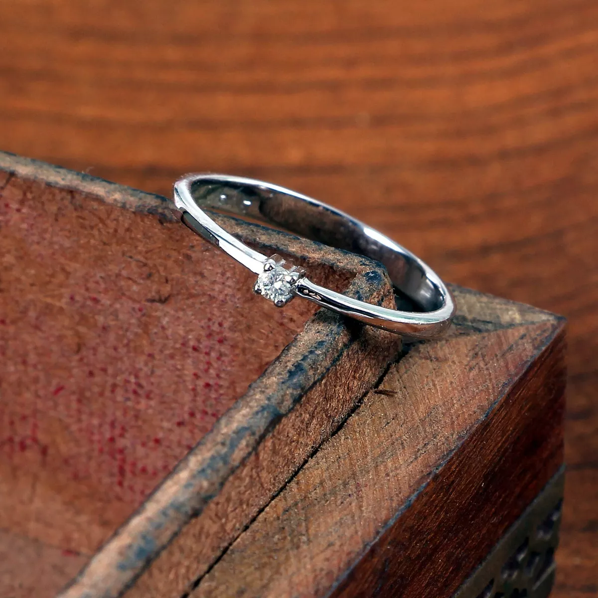 Small elegant store engagement rings
