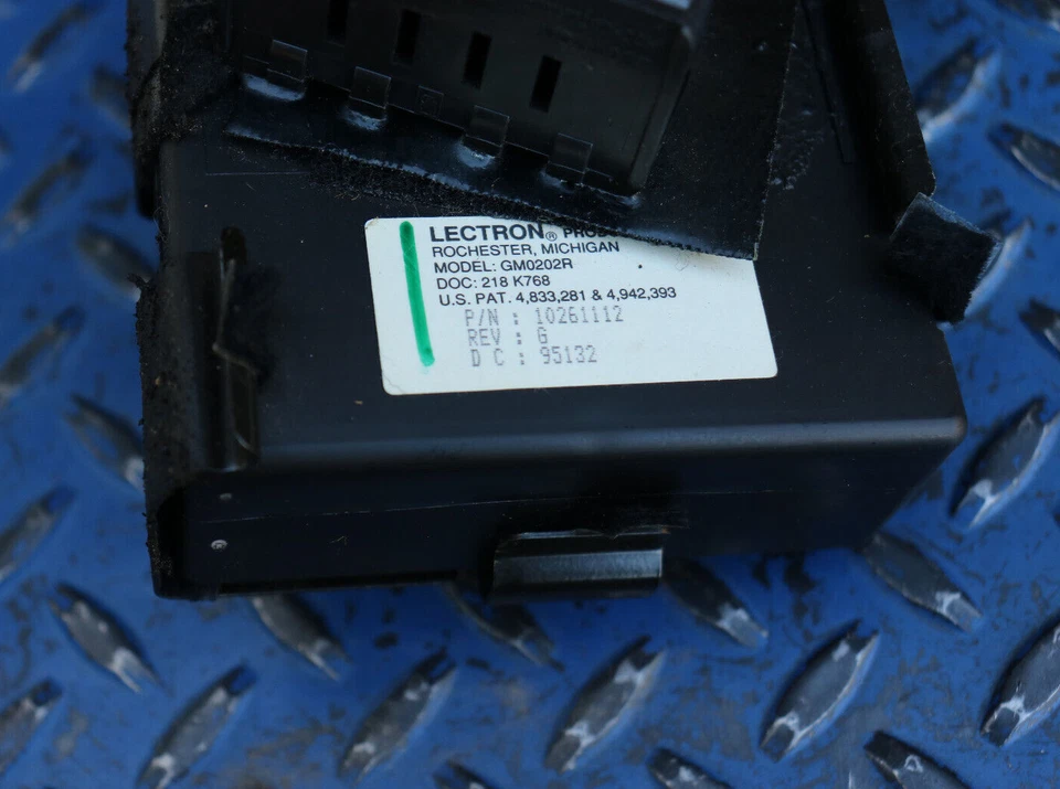 Модуль управления угоном бесключевого доступа для Chevrolet Corvette C4 1994-1996 годов выпуска 10261112 - Изображение 2 из 4