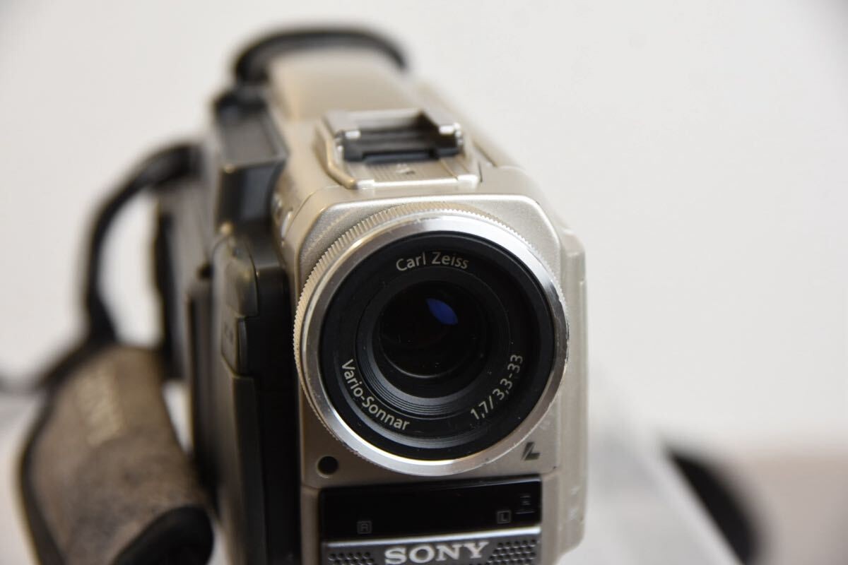 ビデオカメラ e585d40tn Sony Handycam DCR-TRV10 Sony DCR-TRV10 Camcorder - Silver for sale online | eBay