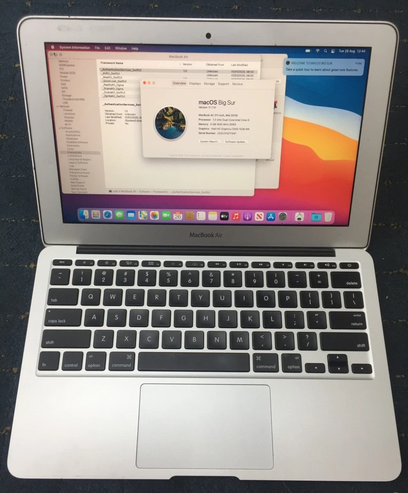 Apple MacBook Air 11" 2013 · i5 · 4GB · 120GB, photo 1 of 5