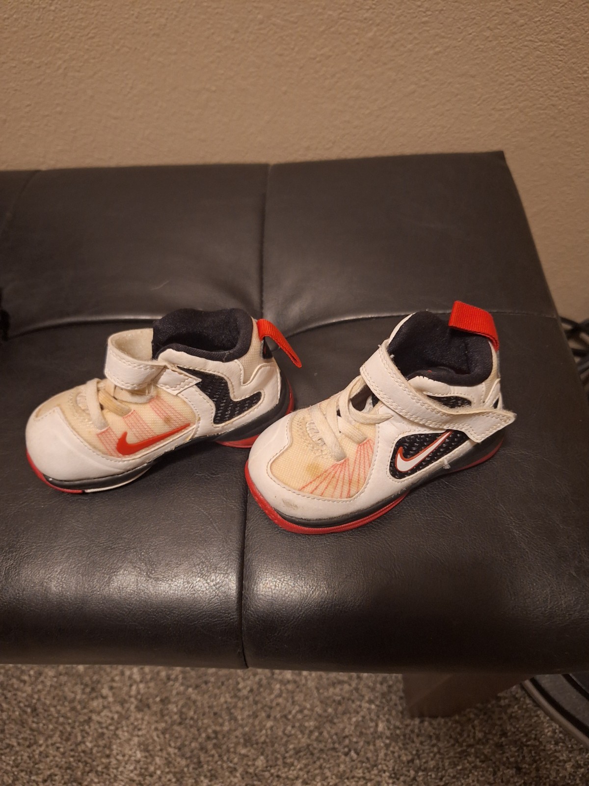 Nike LeBron James iX  5c "Miami Heat" Baby Toddler TD White/Navy Size 5c Shoes