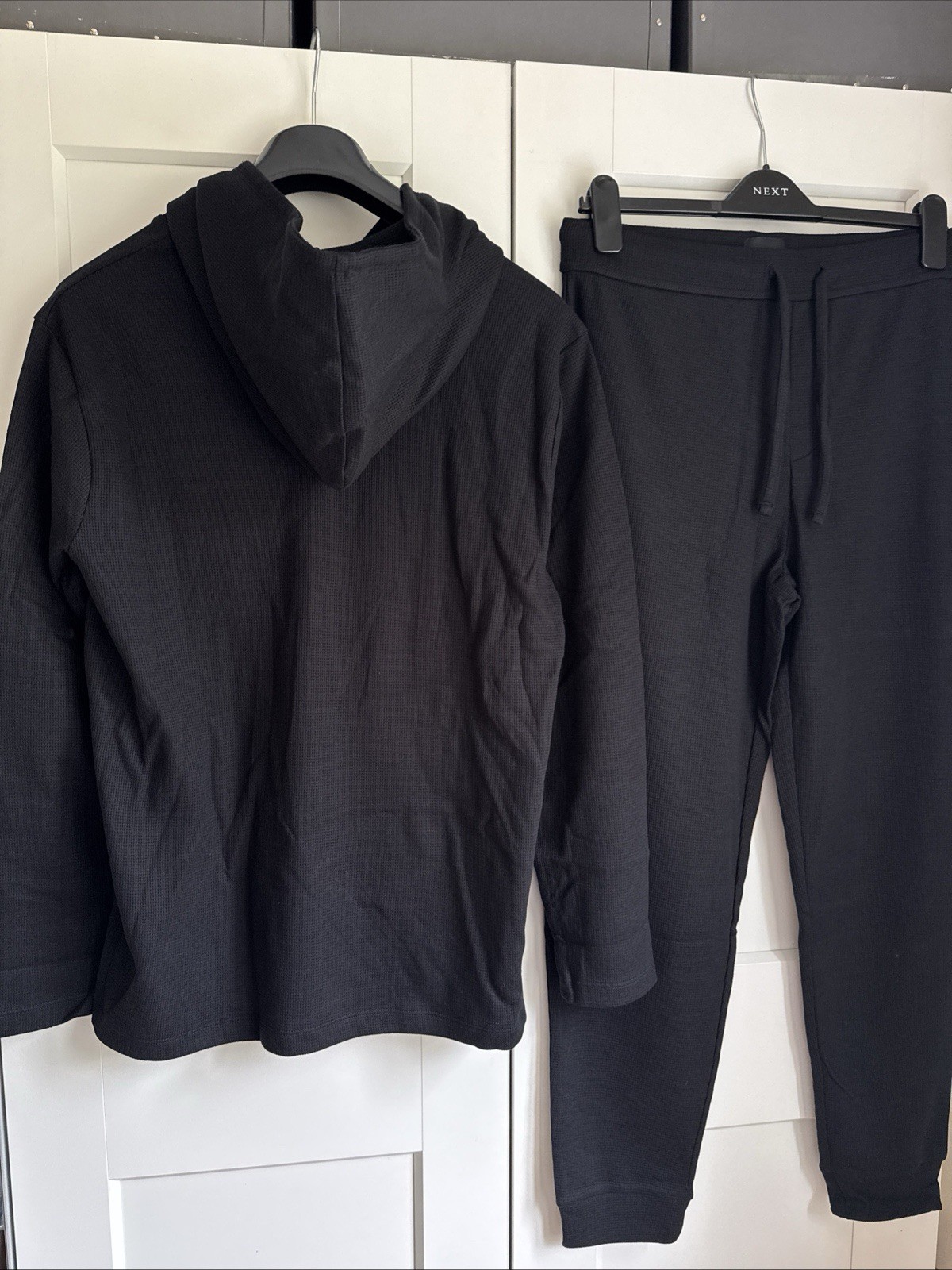 HUGO BOSS MENS WAFFLE 2 PIECE SMART CASUAL HOODED SET BLACK MEDIUM BNWT RRP £119 image 9