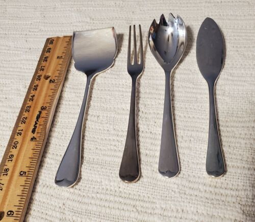Silver Treasures By Godinger Silver Plate Cake serving set in