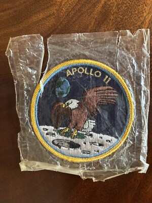 Vintage NASA Apollo II Patch to Commemorate the famous 1969 Mission; 3 1/2 Round