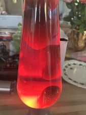 Vintage Motion And Glitter Lava Lamp Model 2000