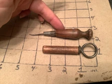 early tool and holder, as shown