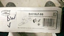 Delta B4310LF-SS Foundations Single-Handle Pull-Out Sprayer Kitchen Faucet