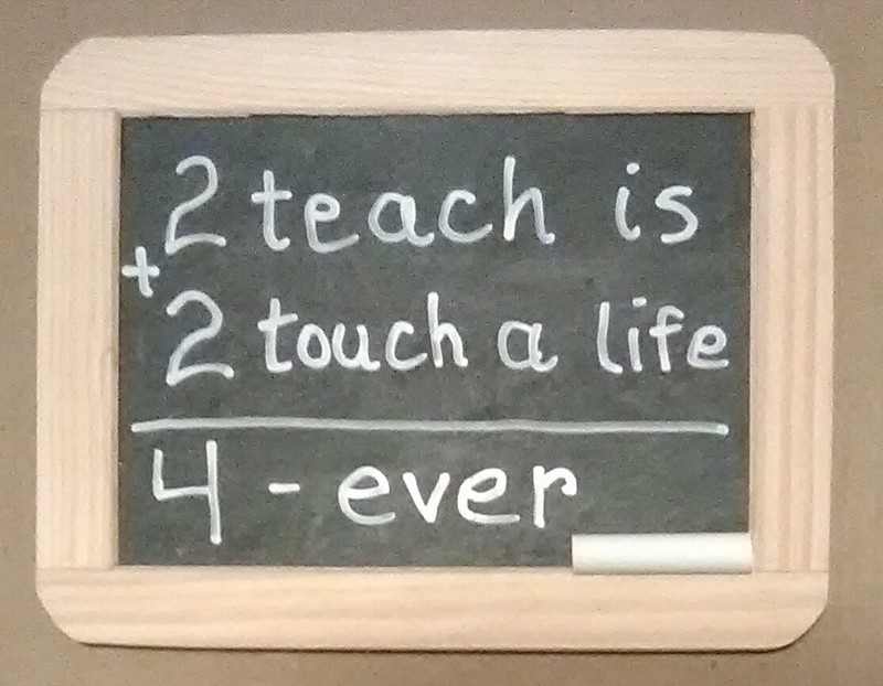 TEACHER GIFT, NEW, Chalkboard w/Inspirational Message, Wood Frame,7.563" x 5.75"
