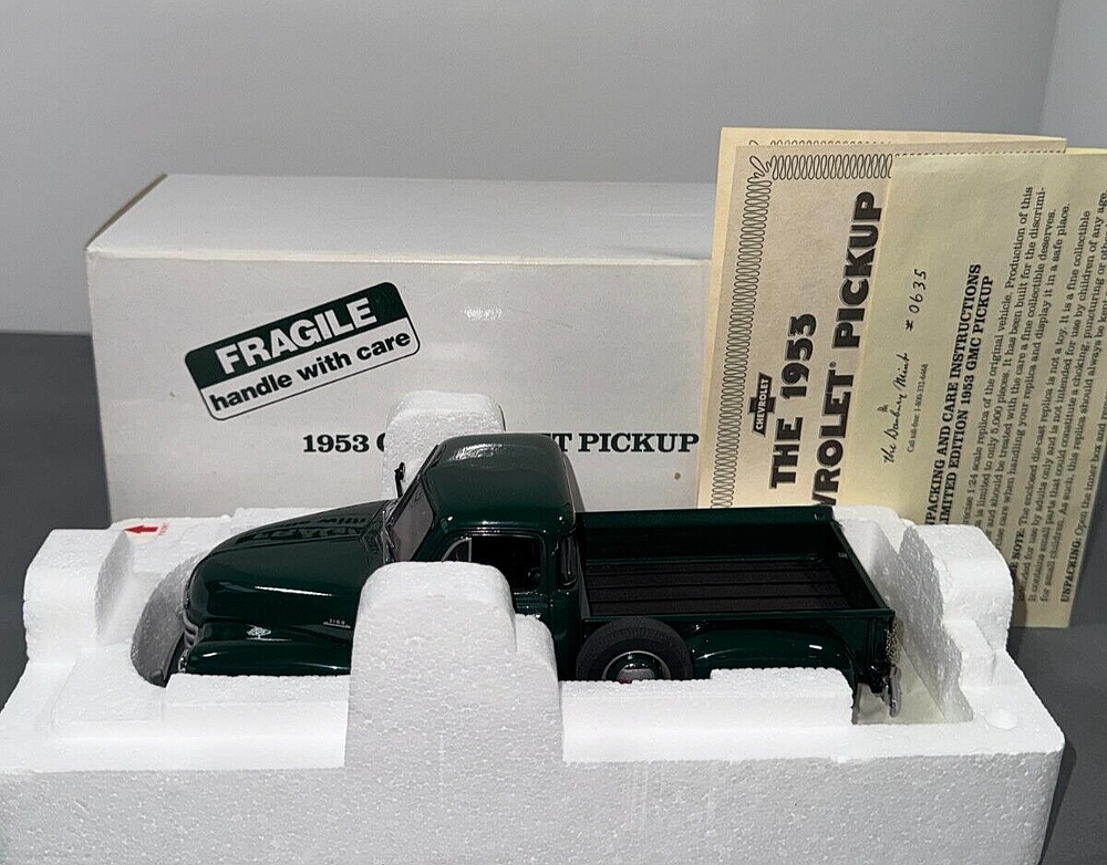 1953 Chevrolet Pick-Up Danbury Mint 1:24 Scale Diecast 3100 Half Ton Truck Green